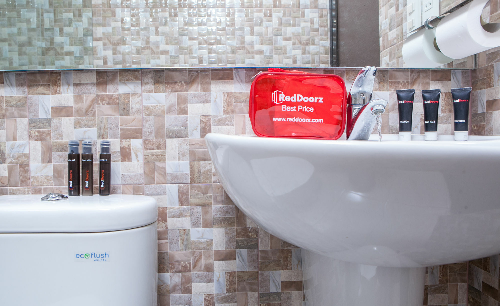 Reddoorz Plus @ Talaga Bodas Bandung Zewnętrze zdjęcie