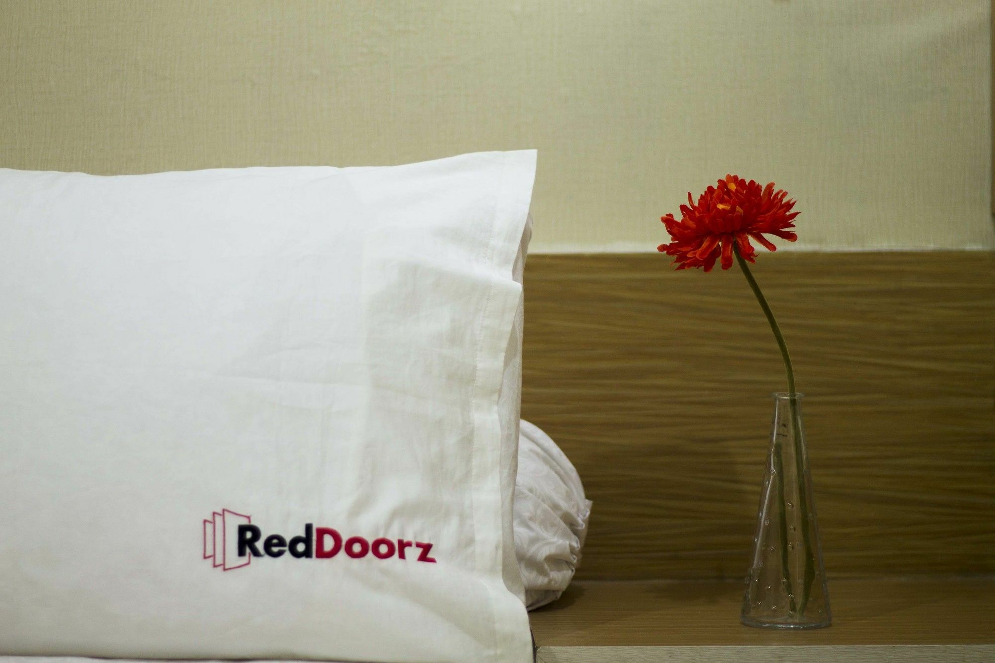 Reddoorz Plus @ Talaga Bodas Bandung Zewnętrze zdjęcie