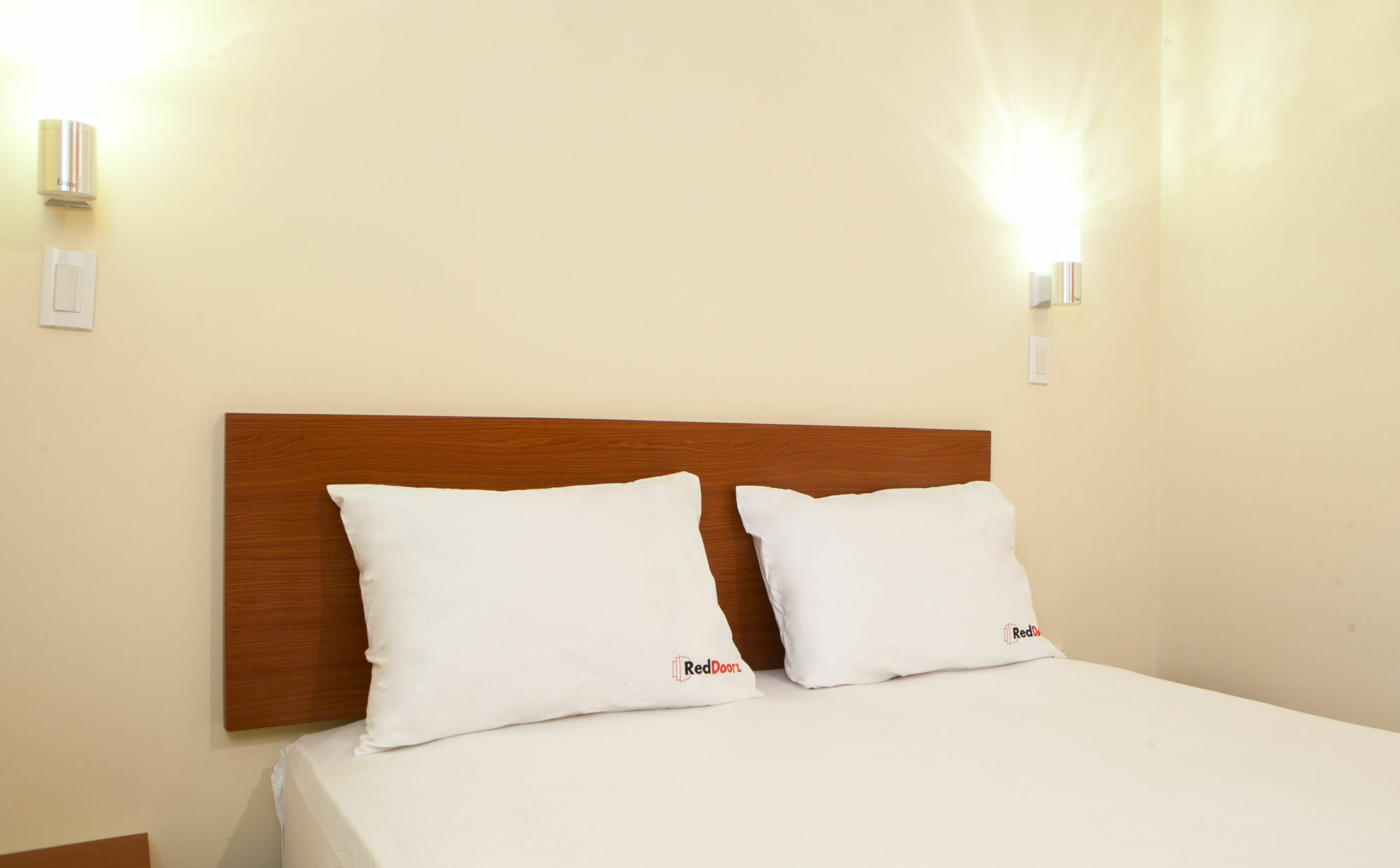 Reddoorz Plus @ Talaga Bodas Bandung Zewnętrze zdjęcie